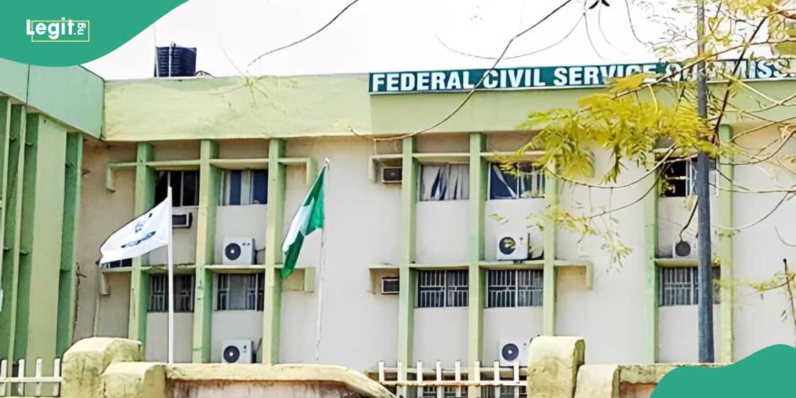 Civil service job seekers receive new guidelines from the federal government. Civil service job seekers receive new guidelines from the federal government.